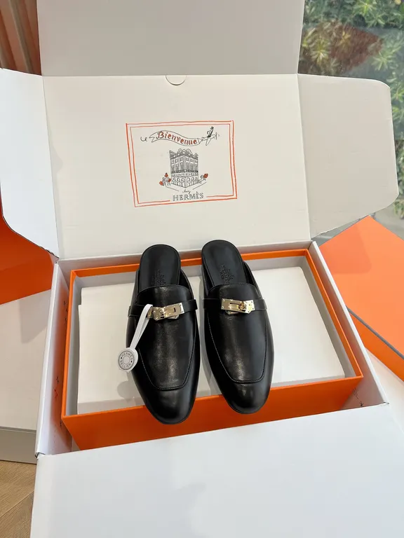 Hermes Shoe 